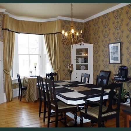 Bed and Breakfast Quartermain House Bed&Breakfast Fredericton Exterior foto